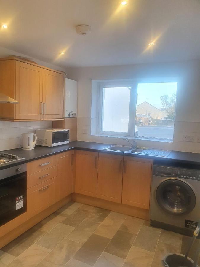 Nhyl Homes Bradford  Buitenkant foto