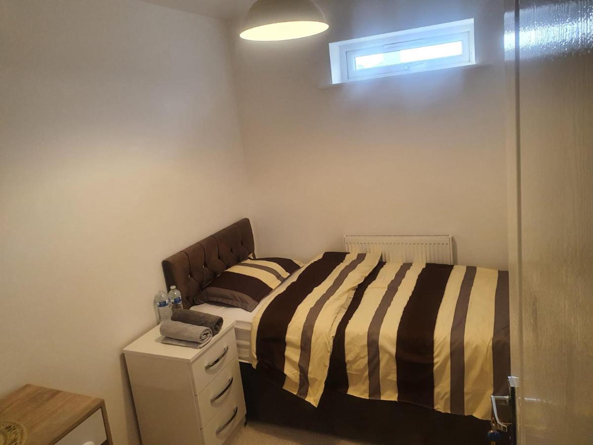 Nhyl Homes Bradford  Buitenkant foto
