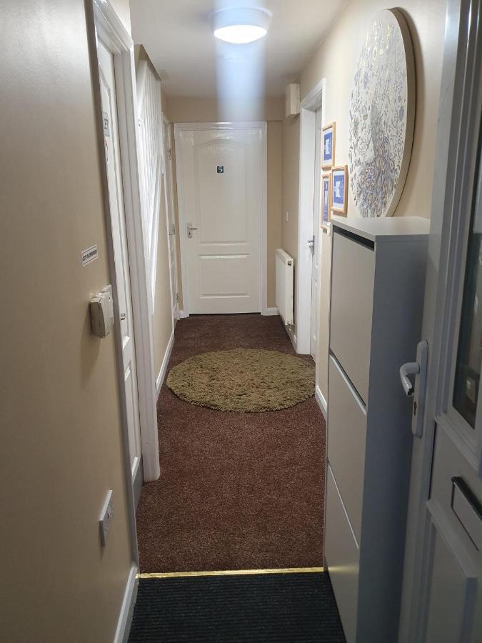Nhyl Homes Bradford  Buitenkant foto